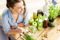 Invisalign patient in Collierville eating their favorite foods